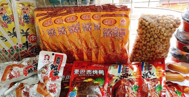 Đồ ăn vặt